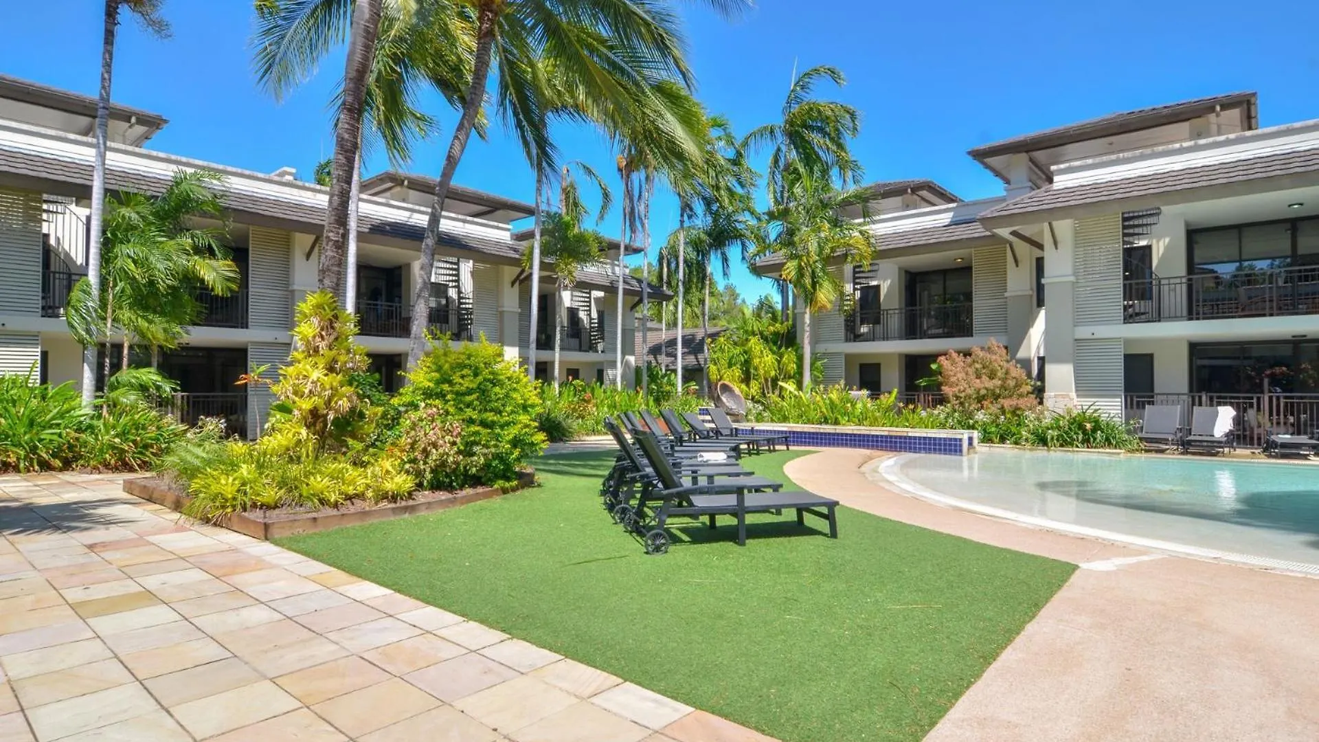 Apartment 201 And 202 Temple By The Sea - 3 Bedroom Port Douglas